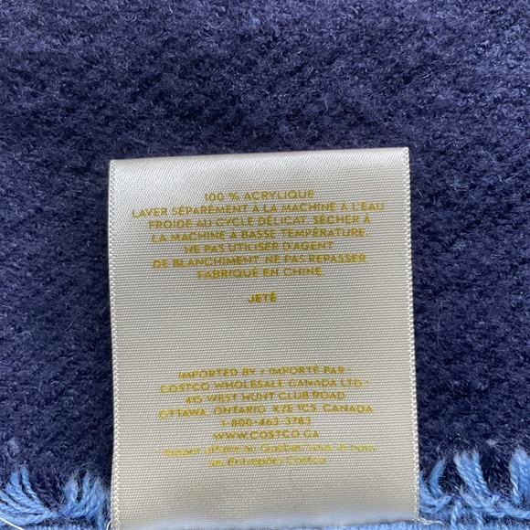 Reversible Kate Spade Throw 64” (66 with fringe) X 59” - Picture 5 of 5